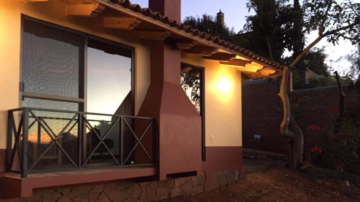 Brisas De Sol Hotel Patzcuaro Exterior photo