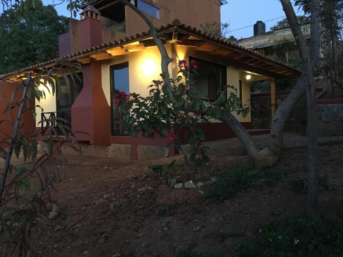 Brisas De Sol Hotel Patzcuaro Exterior photo
